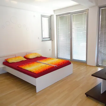 Apartments Stefanel Ohrid For Family And Couples Only Exterior photo