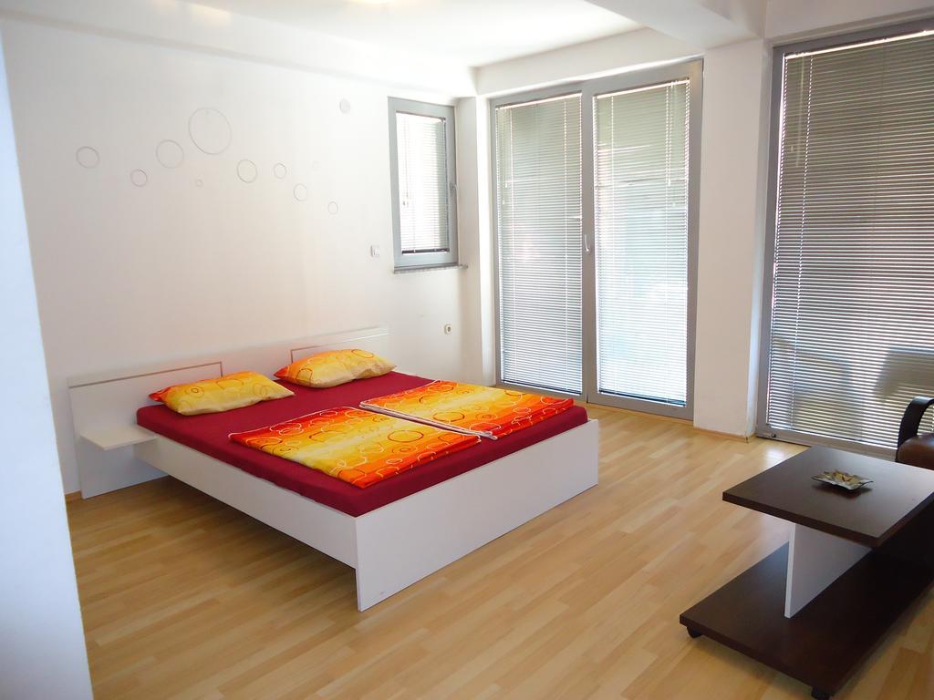 Apartment Stefanel For Family And Couples Only Ohrid